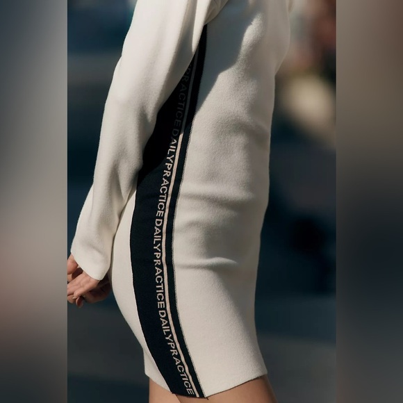 NWT! Daily Practice by Anthropologie Long-Sleeve Mini Dress - Size Medium 🟡 - Picture 5 of 7